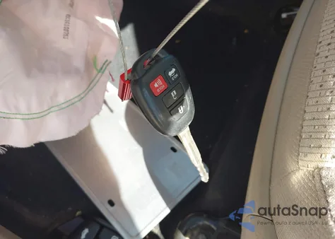 2014 Toyota Camry Le z USA, uszkodzony, nr VIN 4T4BF1FK3ER423467